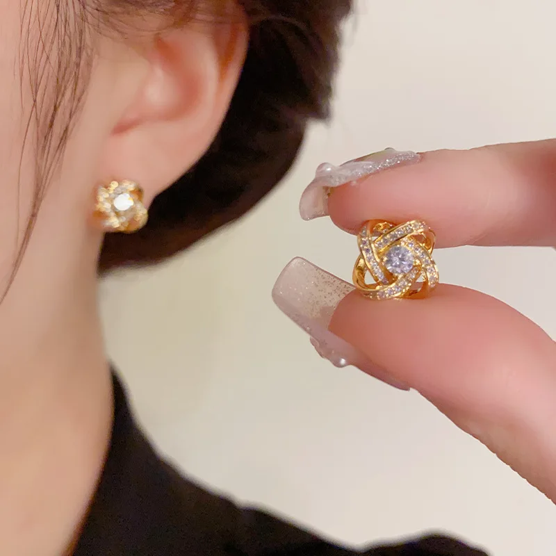 Light Luxury Zircon Stud Earrings Simple Cross Hollow Geometric Earrings Wedding Party Exquisite Ear Jewellery Women Gifts - Image 8